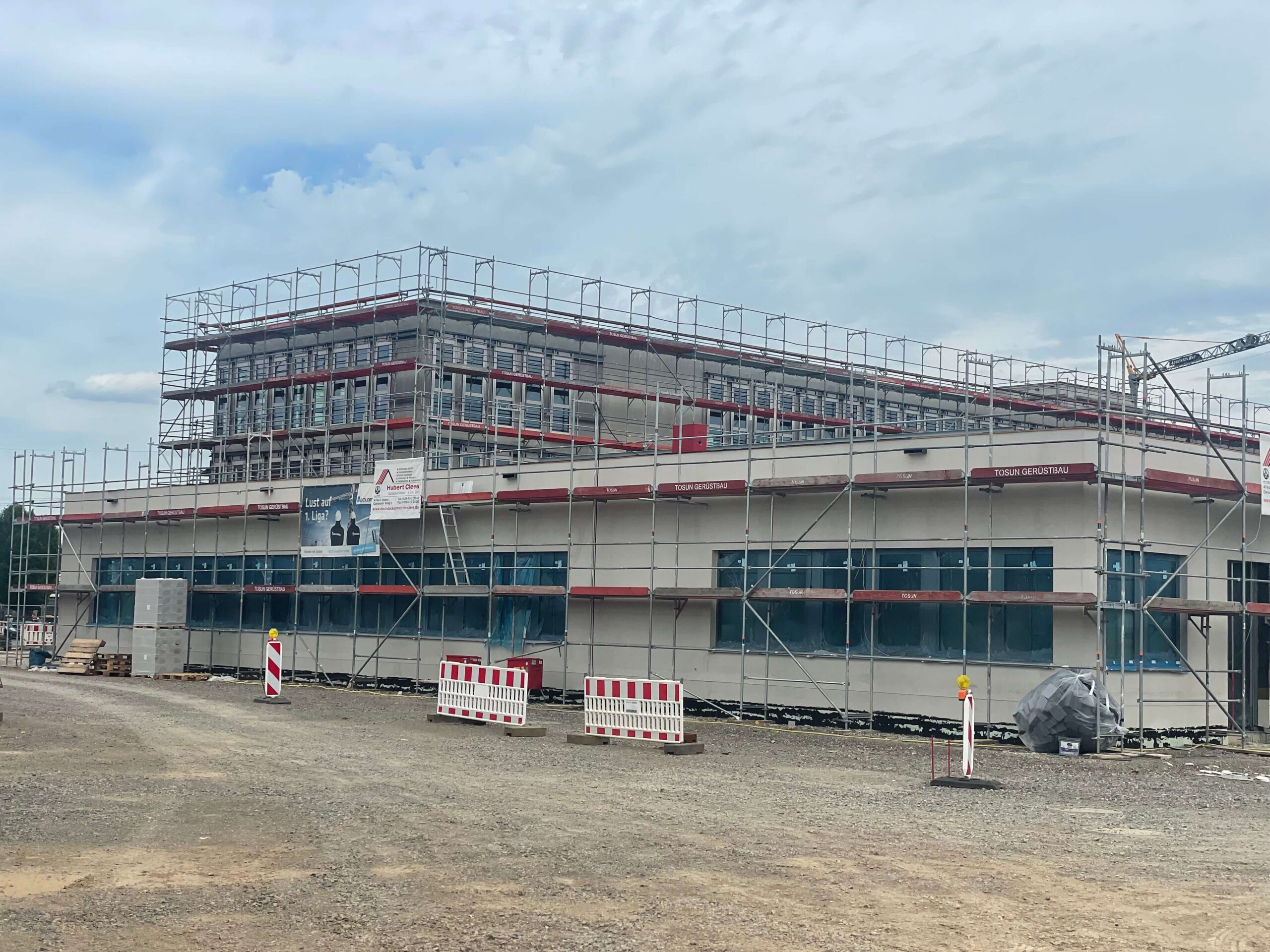 Gerüstbau am Projekt Goldbeck Biovis in Limburg